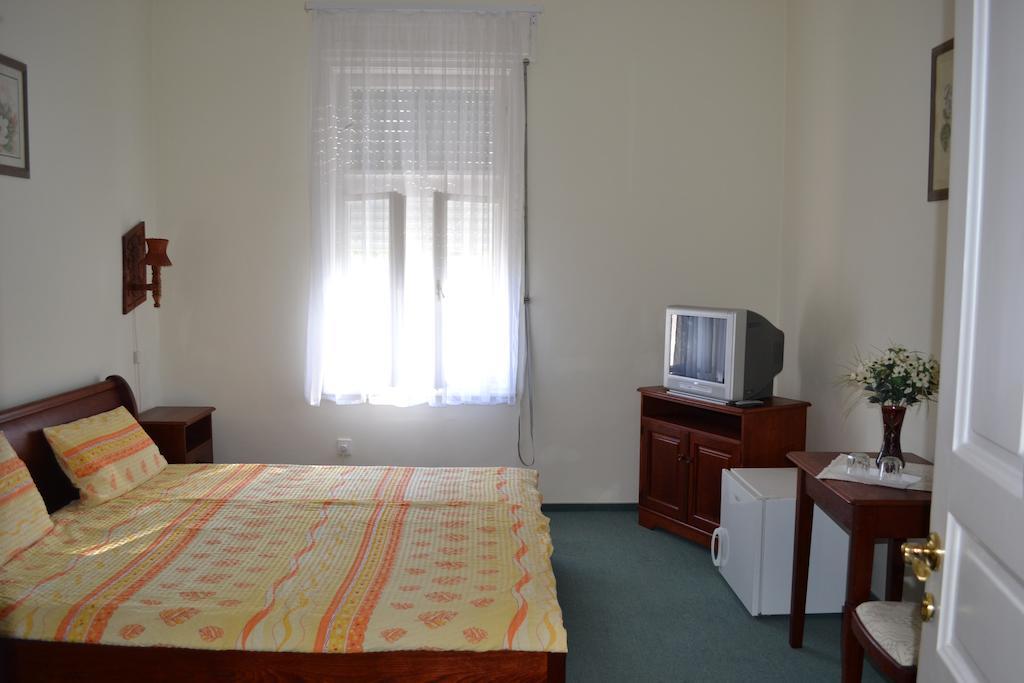 Nosztalgia Hotel 巴拉顿扎佐 客房 照片